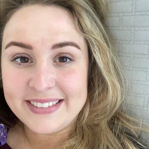 Meet your Posher, Ellen